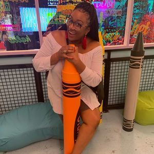 Meet your Posher, Aleta